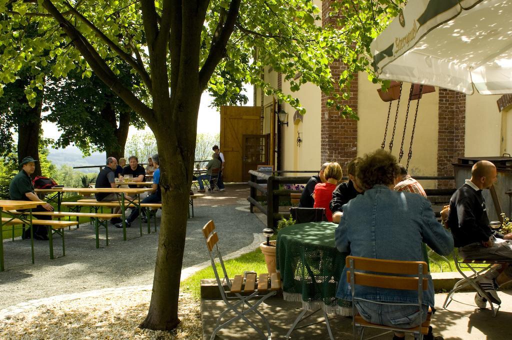 Pension Und Gaststaette "Zur Brauschaenke" Schöneck المظهر الخارجي الصورة