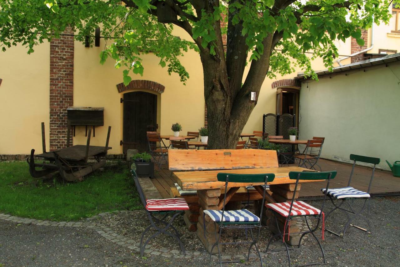 Pension Und Gaststaette "Zur Brauschaenke" Schöneck المظهر الخارجي الصورة